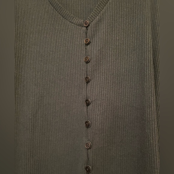 Button down blouse - Picture 5 of 6